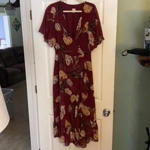 High-low dress size large